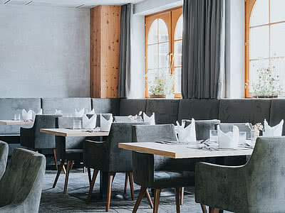 Speiseraum im Restaurant im Tauernhof
