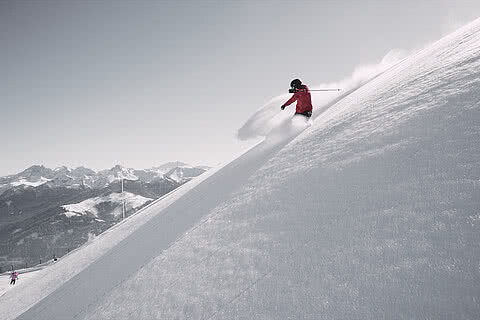 Skifahrer im Winterurlaub im Großarltal