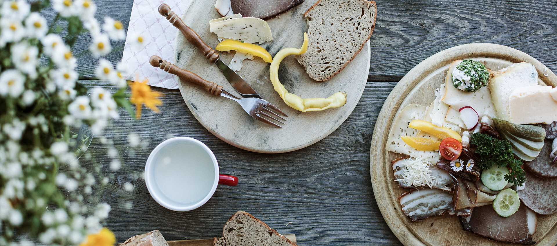 Snack on an Alpine pasture in Großarl