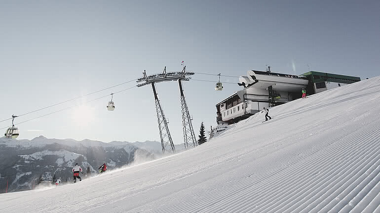 Skikeriki Gondel bei der Bergstation i Großarl